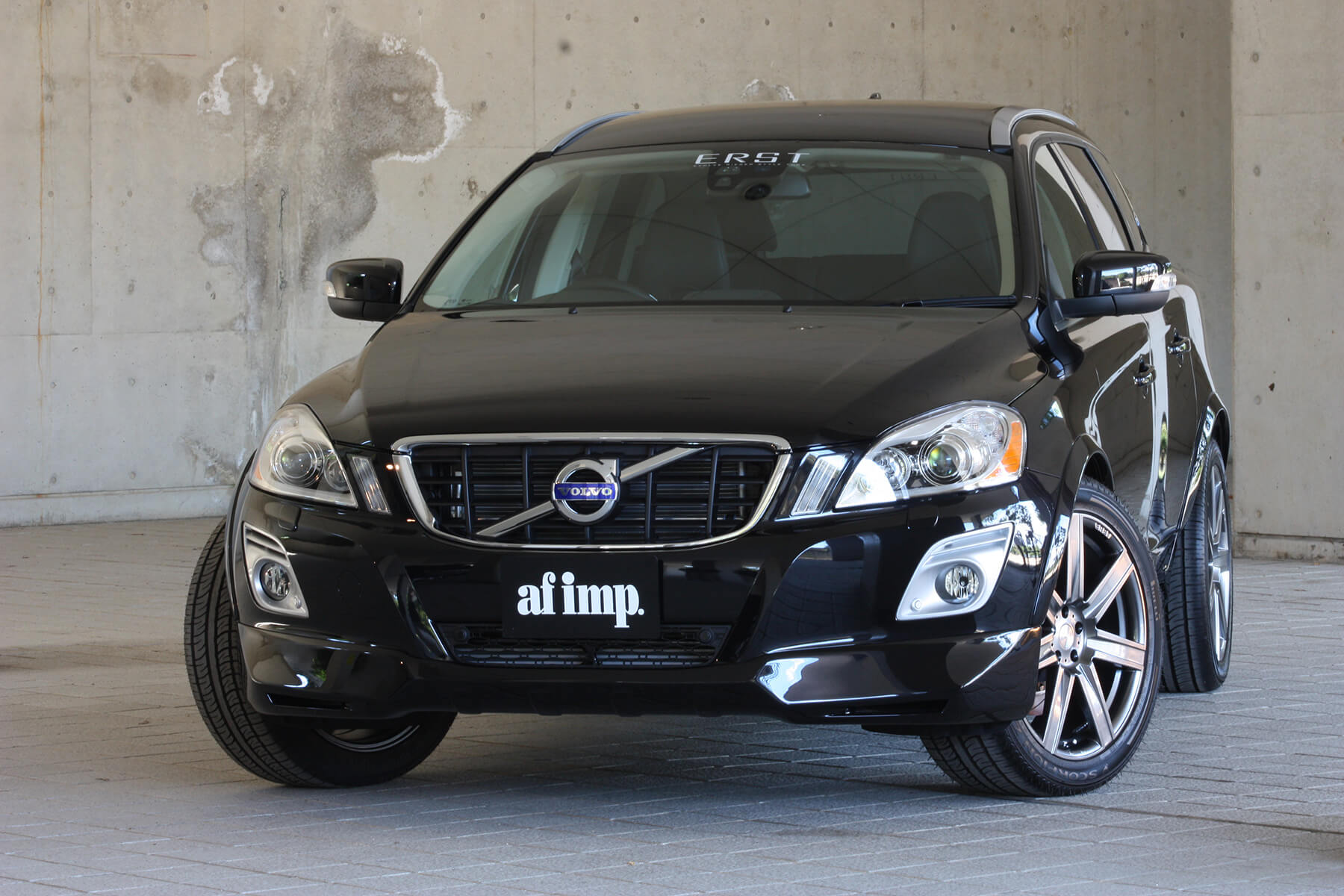 XC60 10y-Black