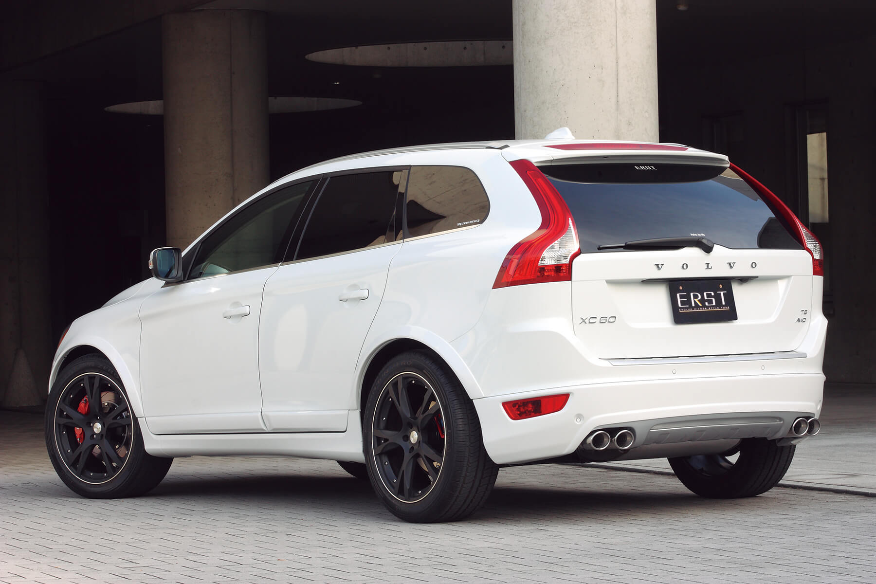 XC60 10y-White
